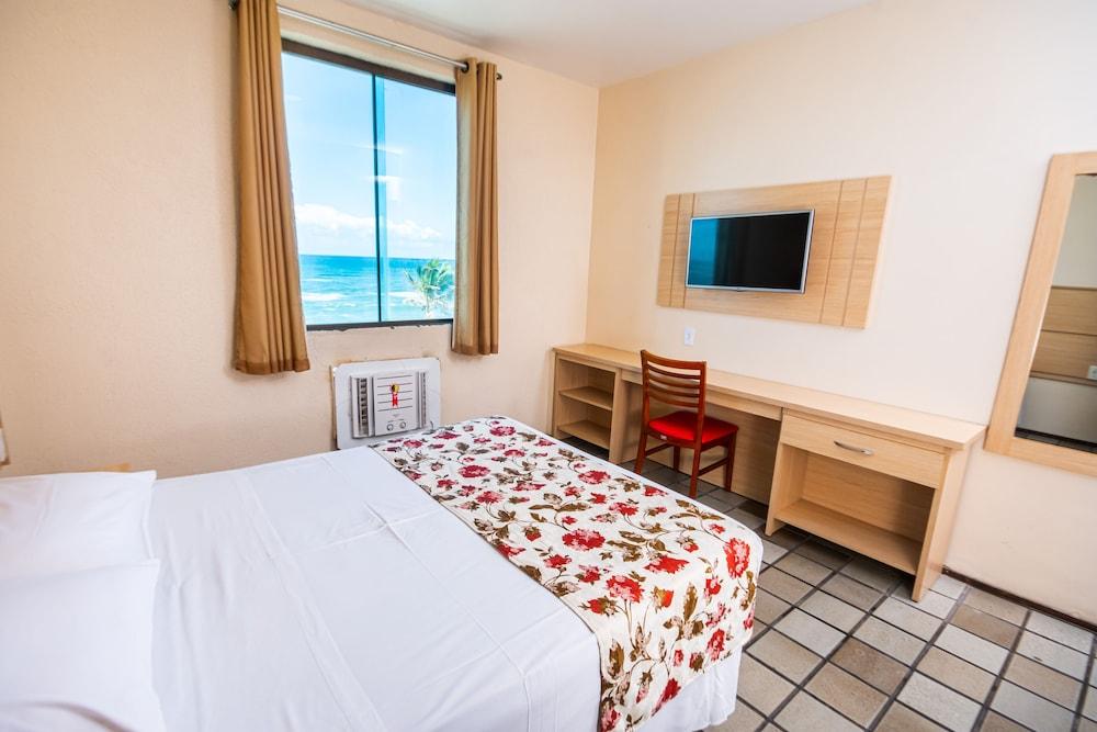 Hotel Dan Inn Express Salvador By Nacional Inn Экстерьер фото