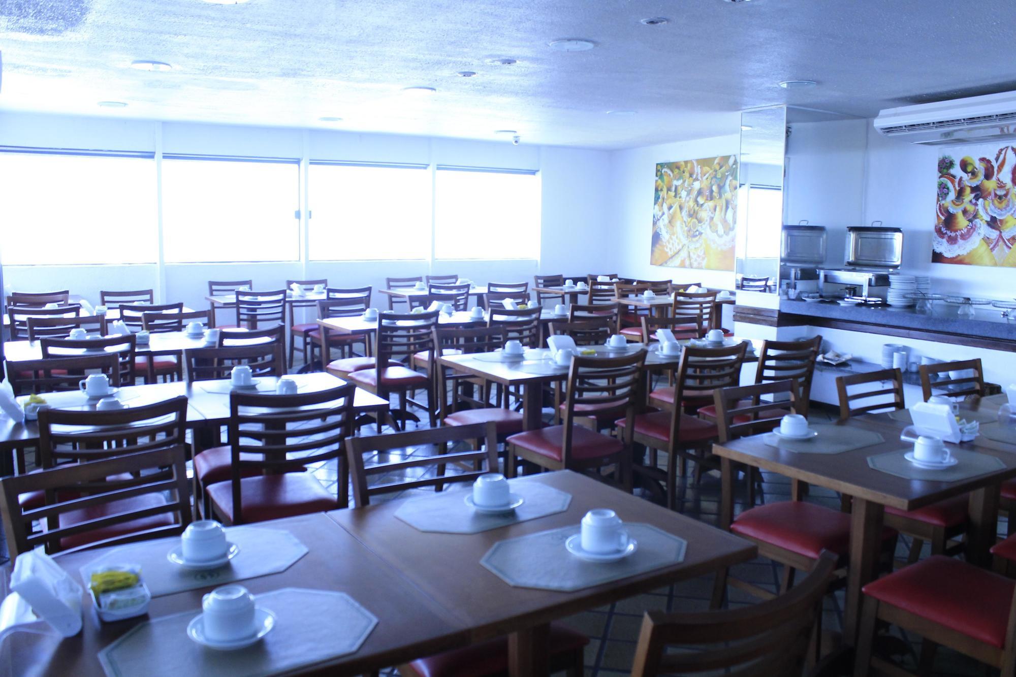 Hotel Dan Inn Express Salvador By Nacional Inn Экстерьер фото
